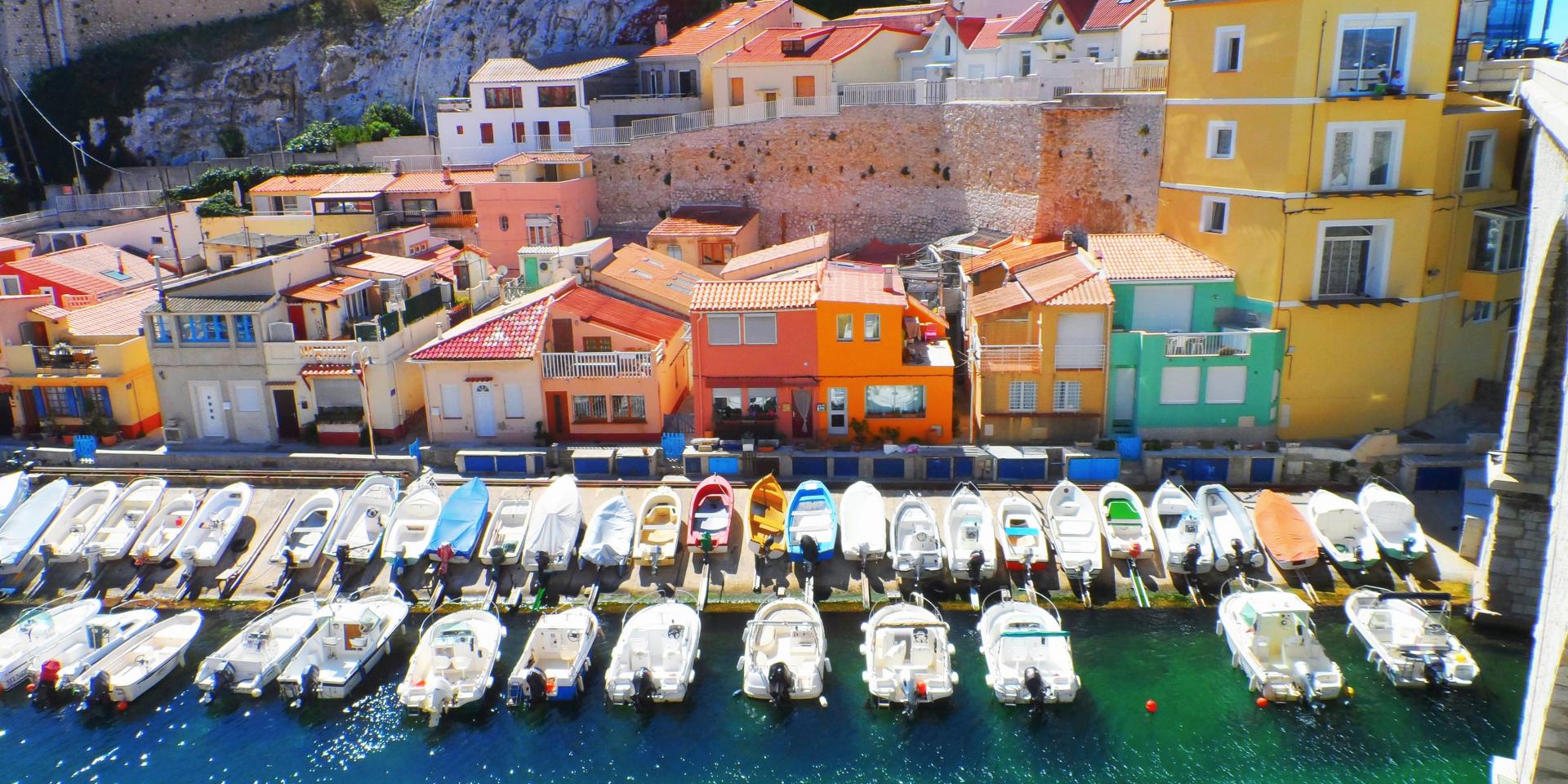 En balade au Vallon des Auffes, le petit port traditionnel de