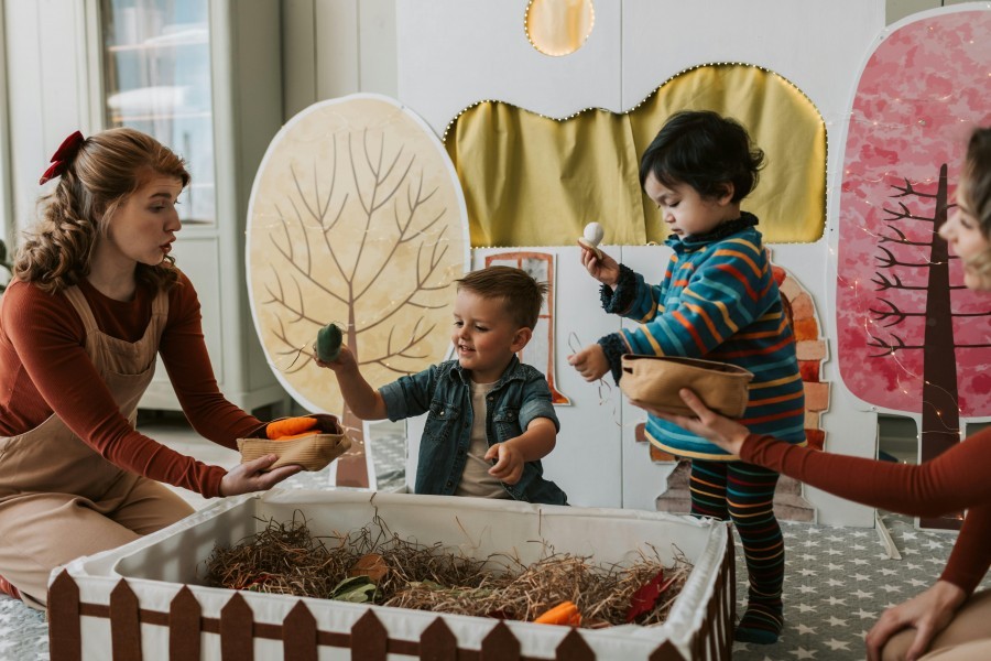 sortie d'école enfants à Marseille